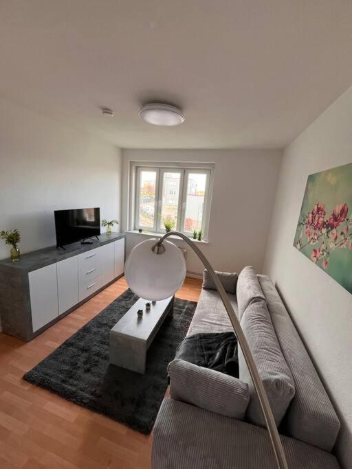 Tolle 2 Zimmer Wohnung Mit Schlafcouch Lübeck Kültér fotó
